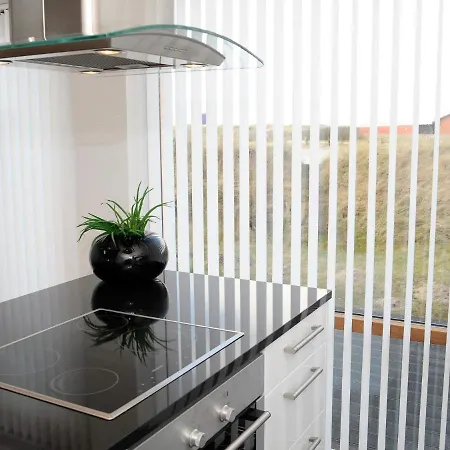 Modern Holiday In R M With Terrace בית נופש